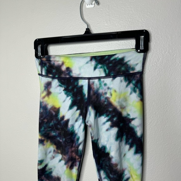 Athleta girl Chit Chat tight Legging Chroma Dye Cool Workout Running Gym - Picture 2 of 9